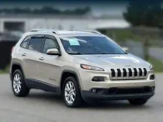 Jeep Cherokee 2015 Latitude 4dr SUV