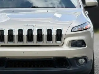 Jeep Cherokee 2015 Latitude 4dr SUV