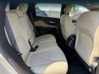 Jeep Cherokee 2015 Latitude 4dr SUV