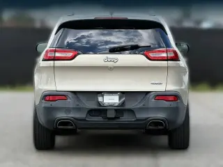 Jeep Cherokee 2015 Latitude 4dr SUV
