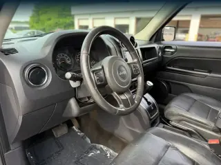 Jeep Patriot 2017 4x4 Latitude 4dr SUV
