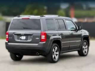 Jeep Patriot 2017 4x4 Latitude 4dr SUV