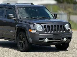 Jeep Patriot 2017 4x4 Latitude 4p SUV