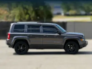 Jeep Patriot 2017 4x4 Latitude 4p SUV
