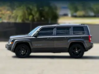 Jeep Patriot 2017 4x4 Latitude 4p SUV