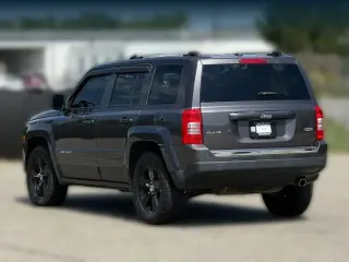 Jeep Patriot 2017 4x4 Latitude 4p SUV