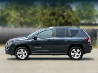 Jeep Compass 2015 4x4 Latitude SUV 4p