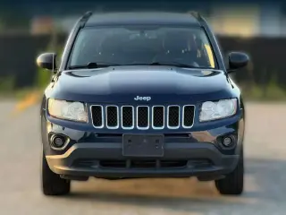 Jeep Compass 2013 4x4 Latitude 4dr SUV