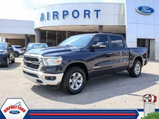 Ram 1500 2019 4x4 Big Horn 4dr Crew Cab 5.6 ft. SB Pickup