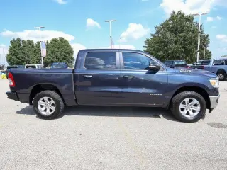 Ram 1500 2019 4x4 Big Horn 4dr Crew Cab 5.6 ft. SB Pickup