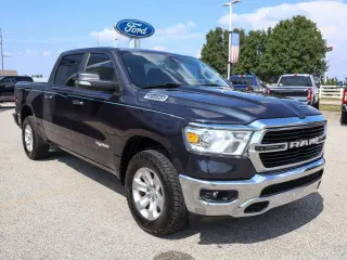 Ram 1500 2019 4x4 Big Horn 4dr Crew Cab 5.6 ft. SB Pickup