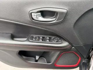 Jeep Compass 2019 4x4 Trailhawk 4dr SUV