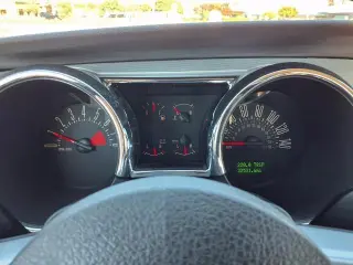 Ford Mustang 2007 GT Deluxe 2dr Fastback