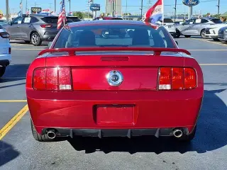 Ford Mustang 2007 GT Deluxe 2dr Fastback