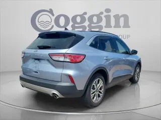 Ford Escape 2022 SEL 4dr SUV