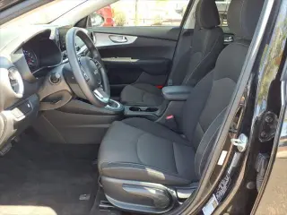 Kia Forte 2023 LXS 4dr Sedán