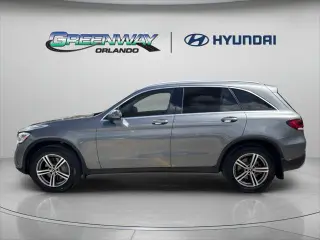 Mercedes-Benz GLC 2022 GLC 300 SUV de 4 puertas