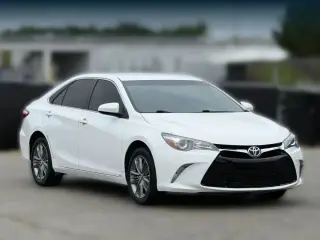 Toyota Camry 2017 SE 4dr Sedán