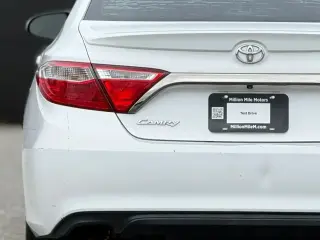 Toyota Camry 2017 SE 4dr Sedán