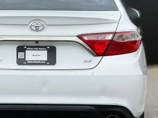 Toyota Camry 2017 SE 4dr Sedán