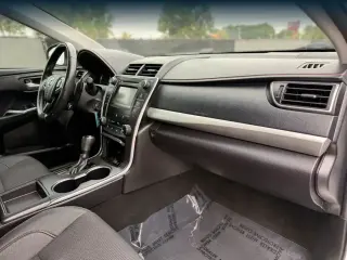 Toyota Camry 2017 SE 4dr Sedán