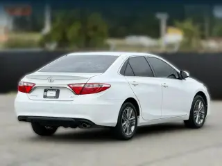 Toyota Camry 2017 SE 4dr Sedán