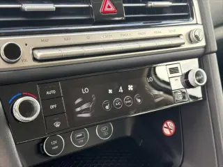 Genesis G70 2026 2.5T Standard 4dr Sedán
