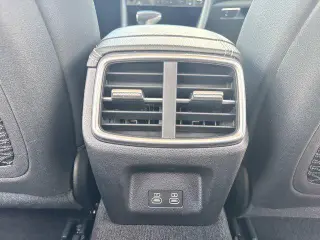 Genesis G70 2026 2.5T Standard 4dr Sedán
