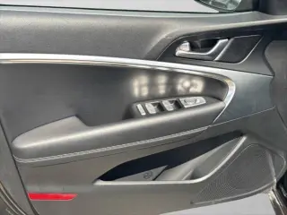 Genesis G70 2026 2.5T Standard 4dr Sedán