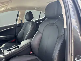 Genesis G70 2026 2.5T Standard 4dr Sedán