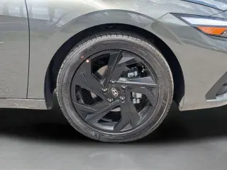 Hyundai ELANTRA 2026 SEL Sport Sedán 4 puertas
