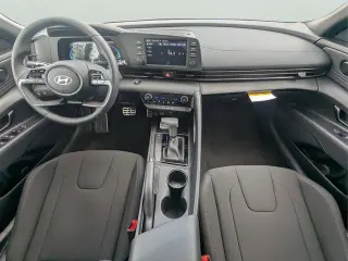 Hyundai ELANTRA 2026 SEL Sport Sedán 4 puertas