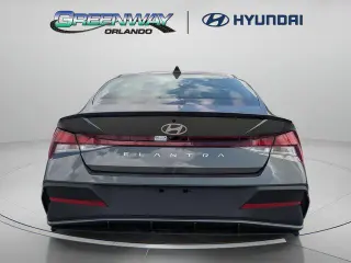 Hyundai ELANTRA 2026 SEL Sport Sedán 4 puertas