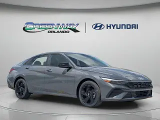 Hyundai ELANTRA 2026 SEL Sport 4dr Sedán