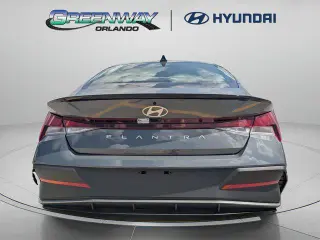 Hyundai ELANTRA 2026 SEL Sport 4dr Sedán