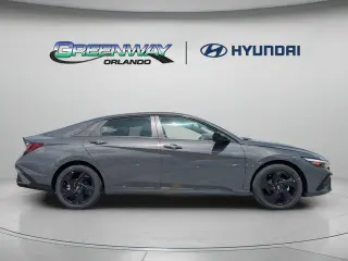 Hyundai ELANTRA 2026 SEL Sport 4dr Sedán