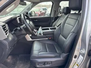 Toyota Tundra 2024 4x4 Limited 4dr CrewMax Cab Pickup SB