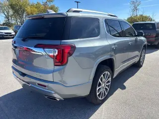 2023 GMC Acadia