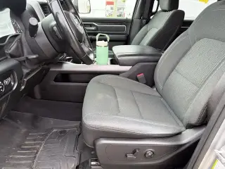 Ram 1500 2019 4x4 Big Horn 4dr Crew Cab 5.6 ft. SB Pickup