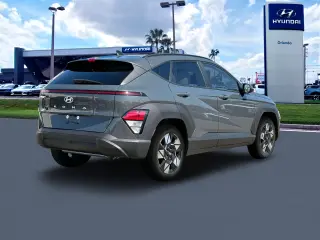 Hyundai KONA 2024 SEL Crossover 4 puertas