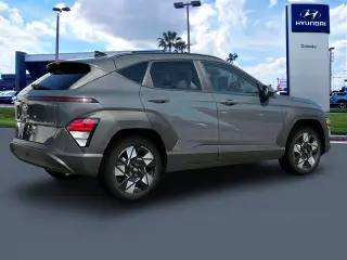Hyundai KONA 2024 SEL Crossover 4 puertas