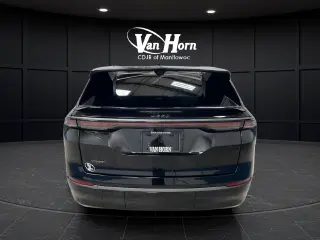 2025 Jeep Wagoneer S
