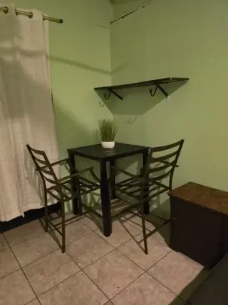 Se renta cuarto