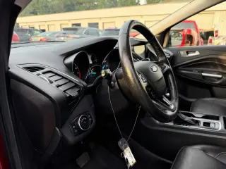 Ford Escape 2017 AWD Titanium 4dr SUV