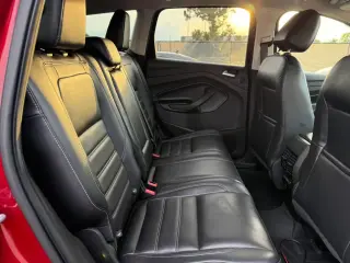 Ford Escape 2017 AWD Titanium 4dr SUV