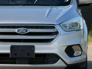 Ford Escape 2017 AWD Titanium SUV 4 puertas