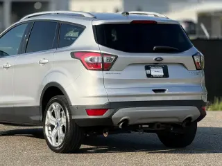 Ford Escape 2017 AWD Titanium SUV 4 puertas