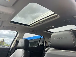2022 GMC Acadia