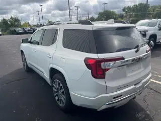 2022 GMC Acadia