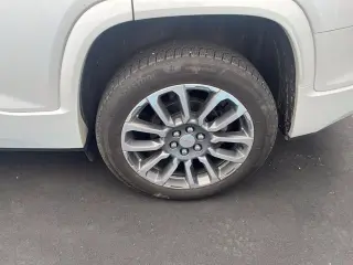 2022 GMC Acadia